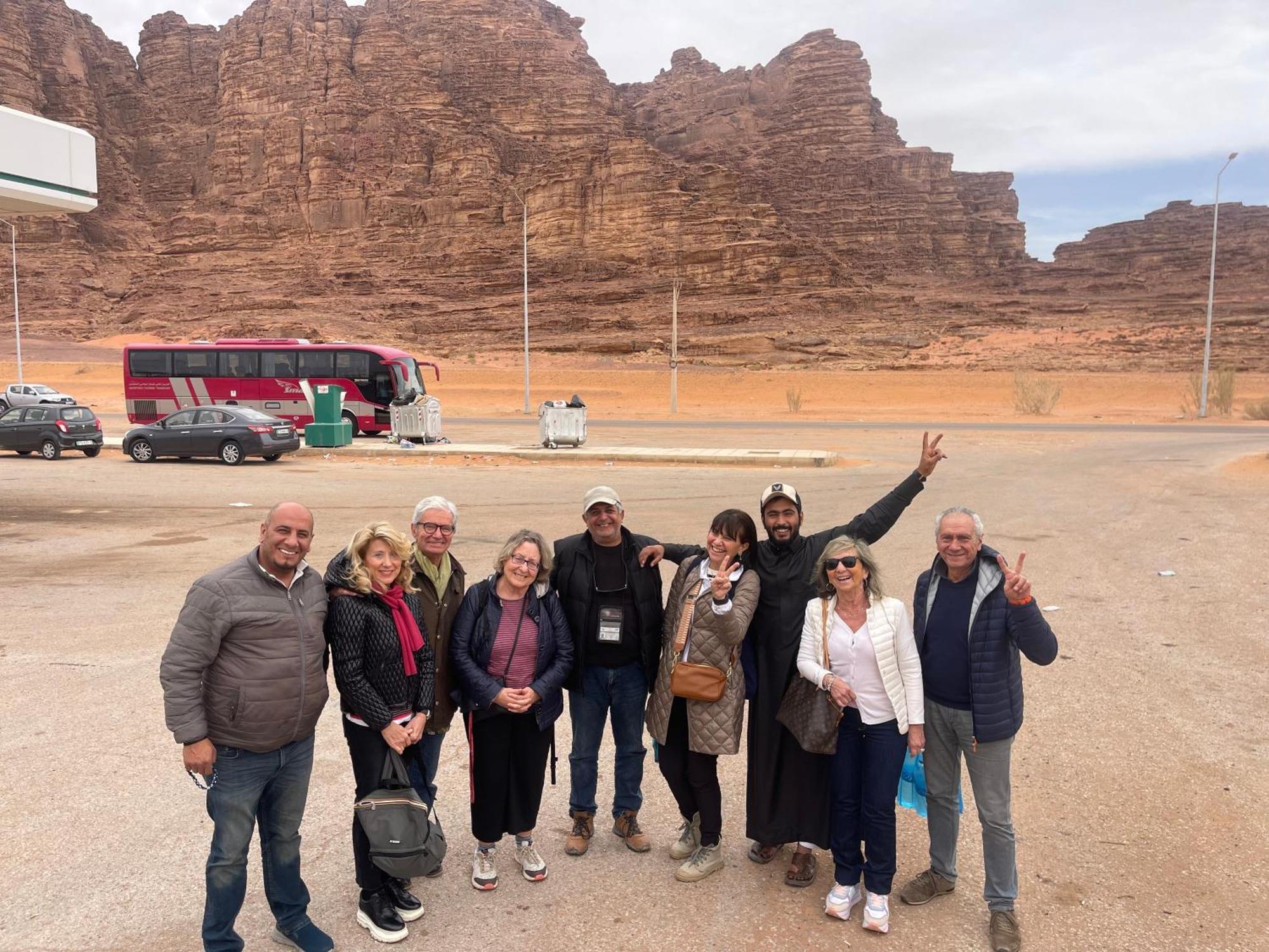 Wadi Rum Sunset Camp Bagian luar foto